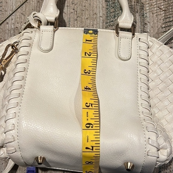 𝅺MADISON WEST PURSE - Picture 8 of 9